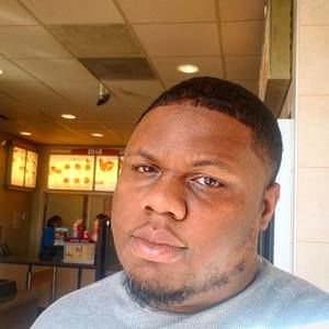 Meet your Posher, Theo